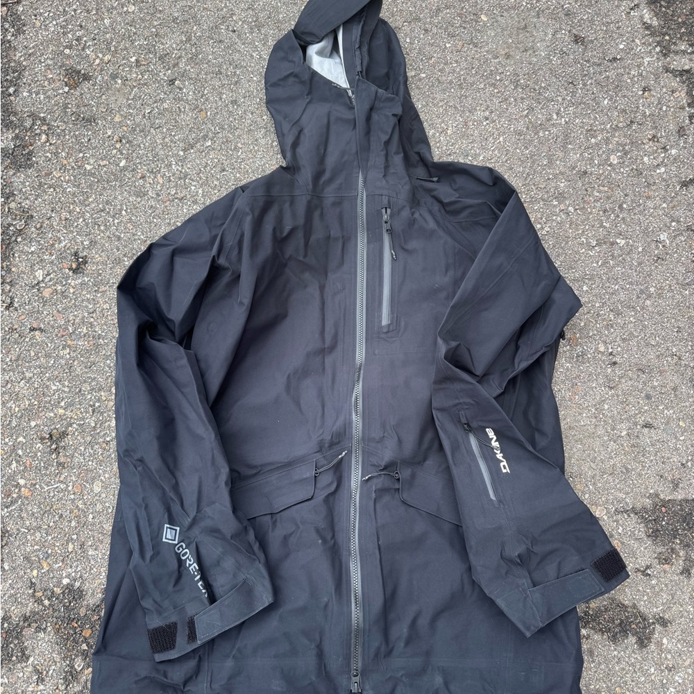 Dakine Black Jacket